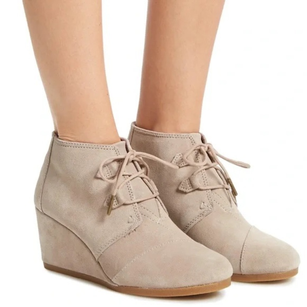 Toms Tan Kala Wedge Genuine Suede Fall Bootie Shoes Size 5.5 NWT